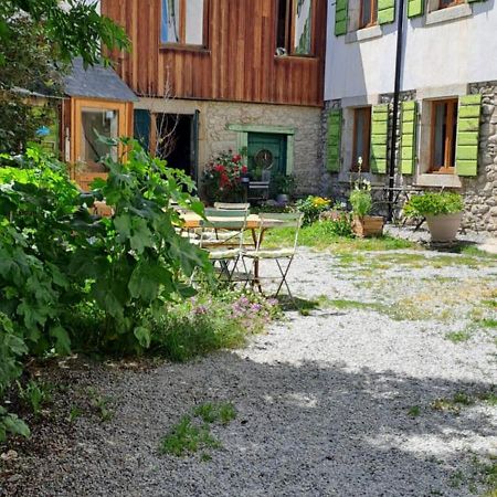 Chez Christine Et Fabrice Apartment Font-Romeu-Odeillo-Via Exterior photo
