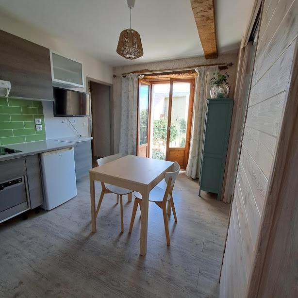 Chez Christine Et Fabrice Apartment Font-Romeu-Odeillo-Via Exterior photo