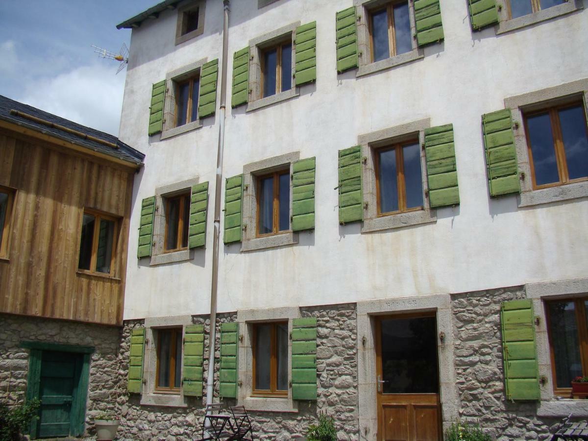 Chez Christine Et Fabrice Apartment Font-Romeu-Odeillo-Via Exterior photo