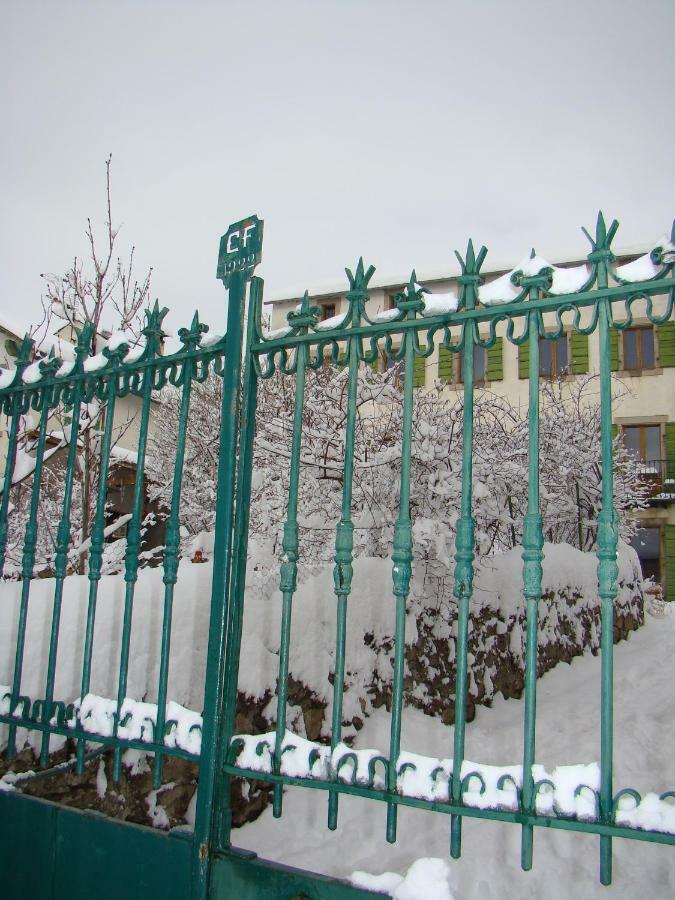 Chez Christine Et Fabrice Apartment Font-Romeu-Odeillo-Via Exterior photo