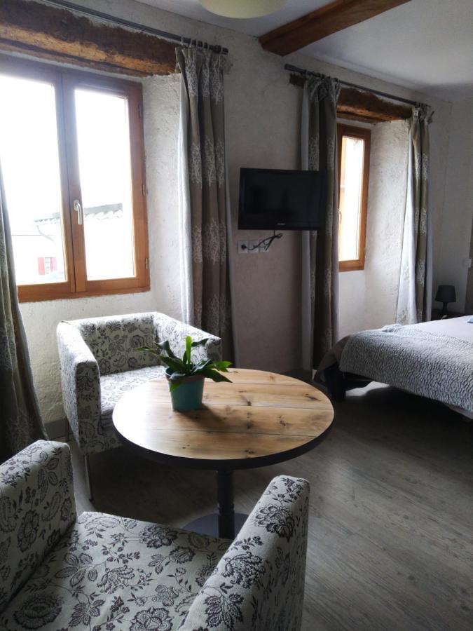 Chez Christine Et Fabrice Apartment Font-Romeu-Odeillo-Via Exterior photo
